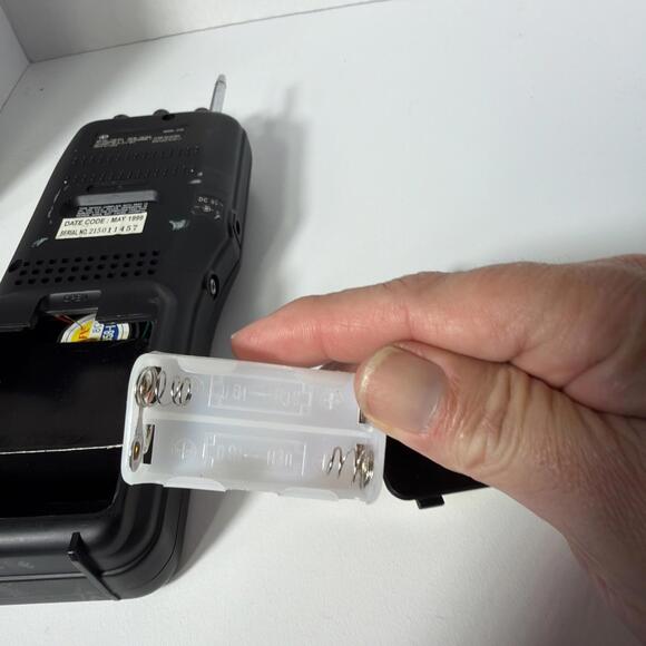 Multi Band Radio AM FM TV1 TV2 Weather Band Model 2150 Electro Brand For Parts - Picture 8 of 9